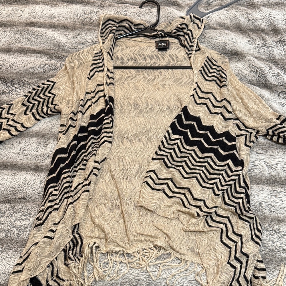 Apt. 9 Black and Cream Chevron Cardigan